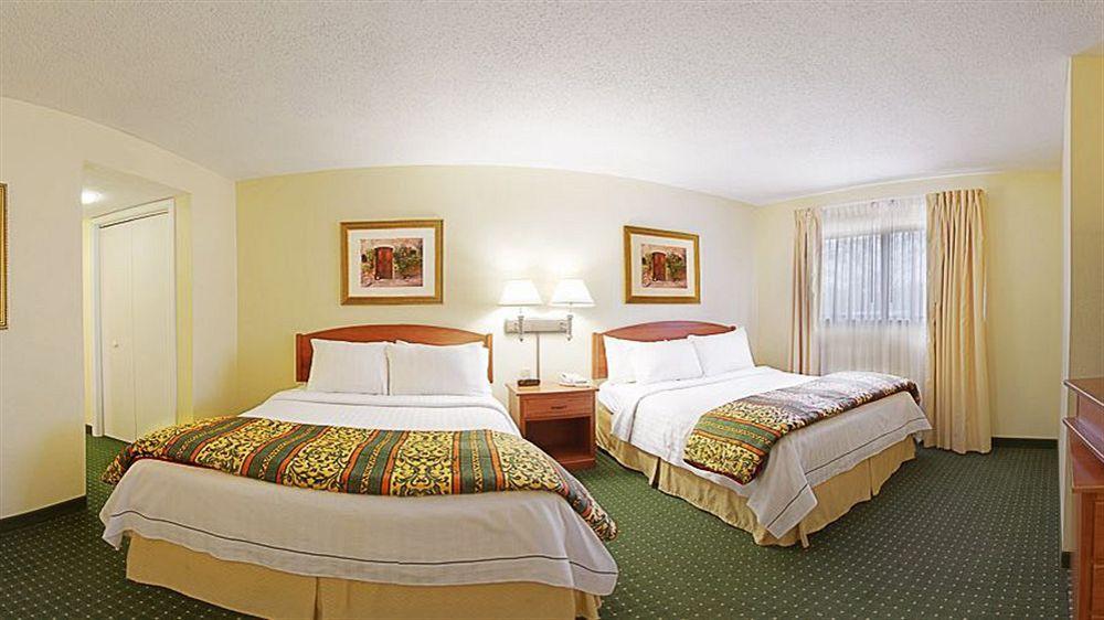โซเนสตา อีเอส สวีท คลีฟแลนด์ แอร์พอร์ต Hotel มิดเดิลเบิร์ก ไฮท์ส ภายนอก รูปภาพ