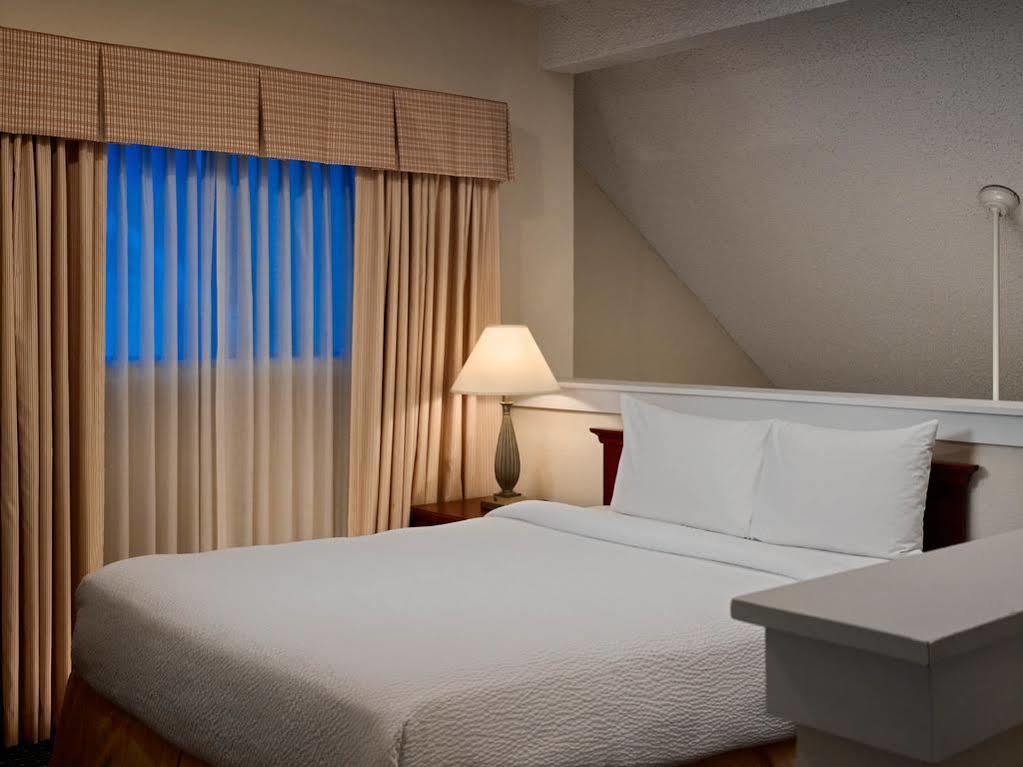 โซเนสตา อีเอส สวีท คลีฟแลนด์ แอร์พอร์ต Hotel มิดเดิลเบิร์ก ไฮท์ส ภายนอก รูปภาพ